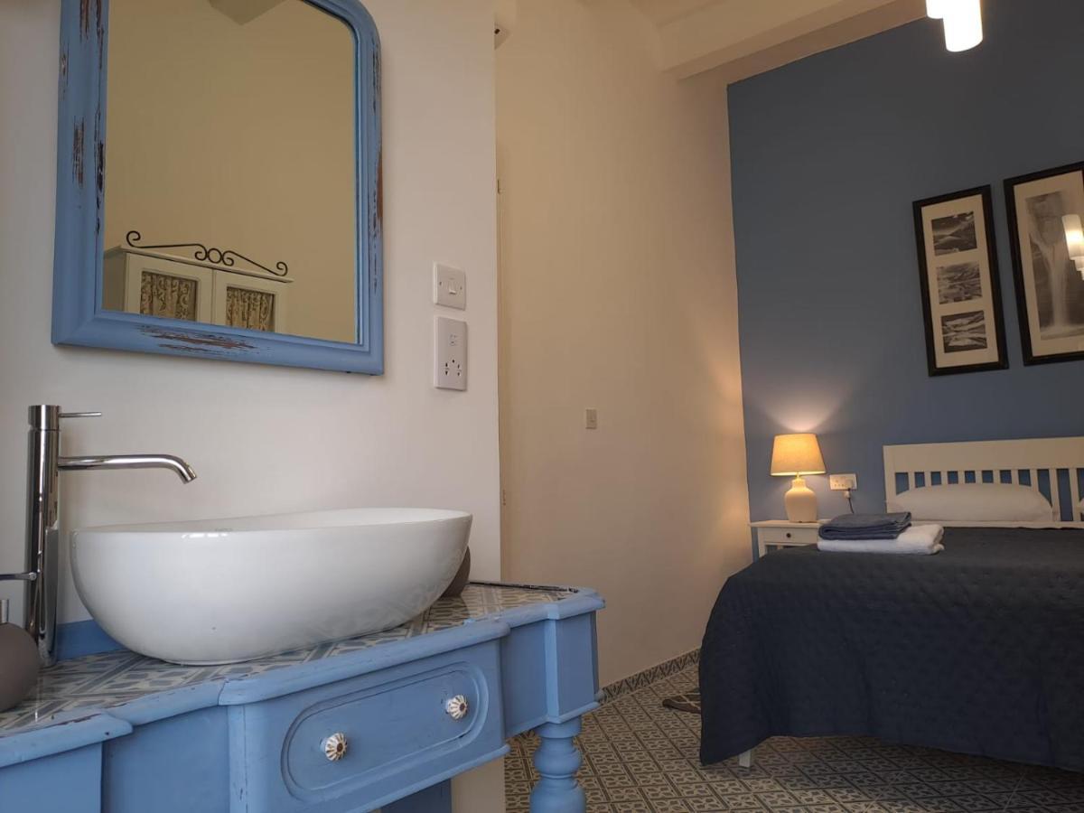 Door Nine -Townhouse With Harbour Views Villa Ил-Фурияна Екстериор снимка