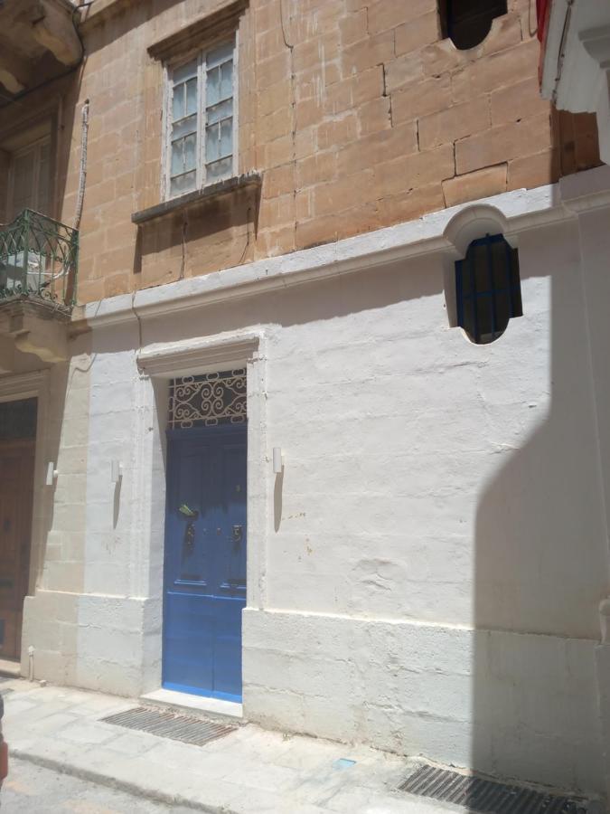 Door Nine -Townhouse With Harbour Views Villa Ил-Фурияна Екстериор снимка